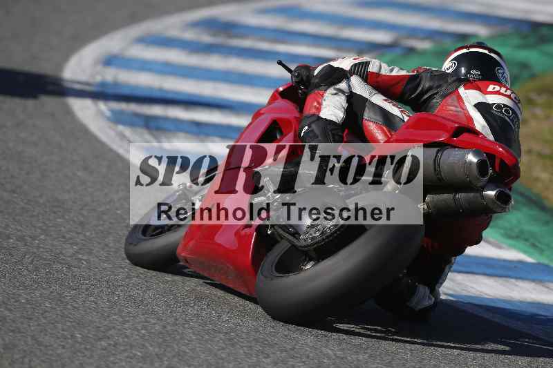 /Archiv-2024/02 29.01.-02.02.2024 Moto Center Thun Jerez/Gruppe gruen-green/40